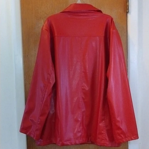 White Stag Ladies Plus Faux Red Leather Coat Sz. 2X - Picture 10 of 10